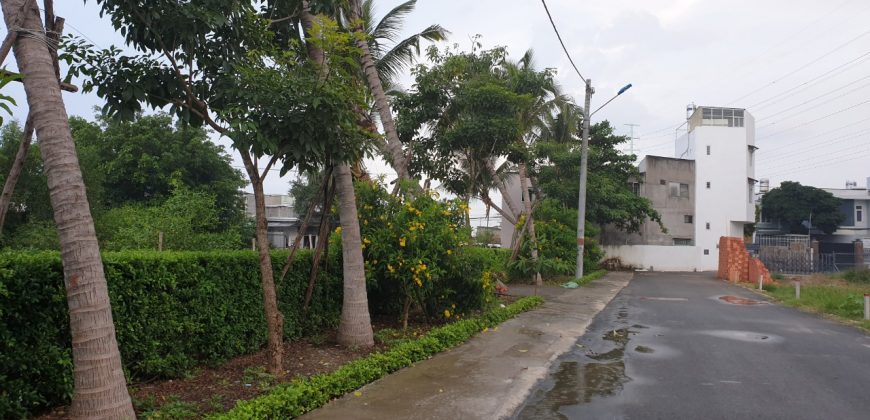 Bán nền đất ngang 8x15m(120m) MT đường nhựa 8m Quốc Lộ 50 cách Bến Xe Q8 1Km, Giá 4,4 tỷ